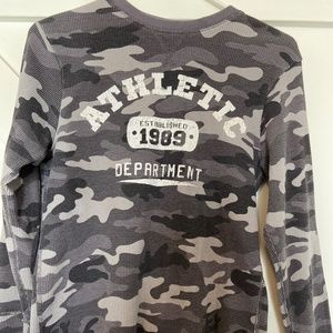 Children’s Place Boys Long sleeve thermal shirt